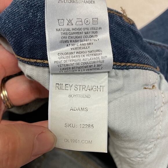 NWT New DL1961 Riley Straight Boyfriend Jean in Adams Wash Size 32 - Picture 6 of 10